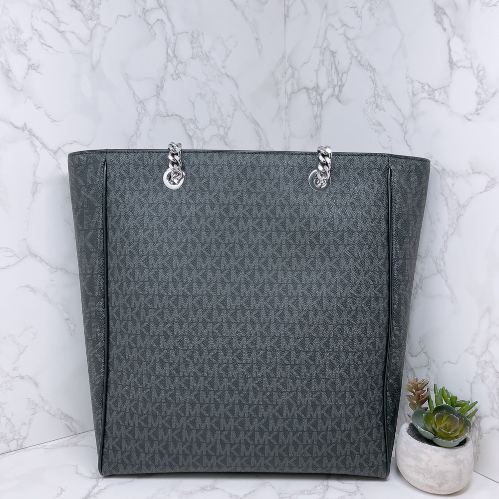 Michael Kors Blaire chain tote - Picture 6 of 10